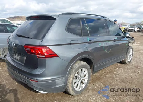 2019 Volkswagen Tiguan 2.0T S z USA, uszkodzony, nr VIN 3VV1B7AX5KM009121